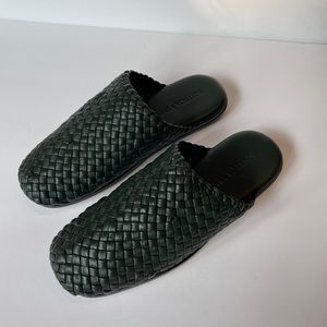bottega veneta mens dark green woven mule slides Size 41